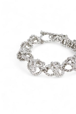 Image 4 of 5