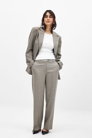 Image 2 of 7