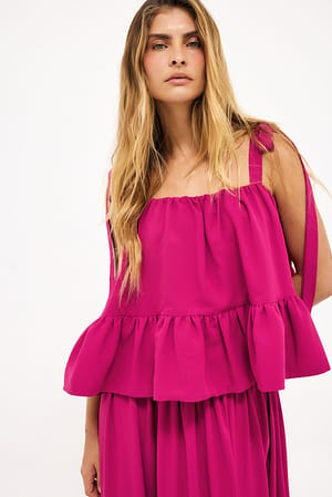 Fuchsia Pink Topp med volang och knytband