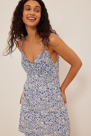Blue Print Robe mini transparente nouée sur l’épaule