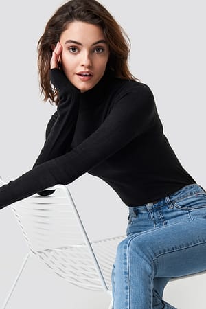 Fishing Collar Sweater