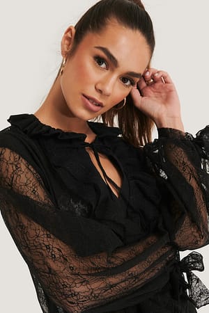 Black Bluse Med Blondeermer