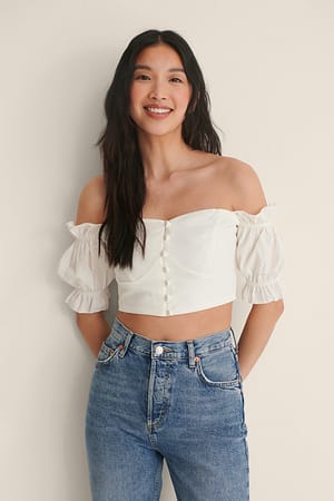 White Top Con Detalles Y Manga Abombada
