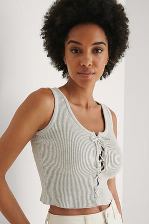 Gray Top Mit Schnürdetail