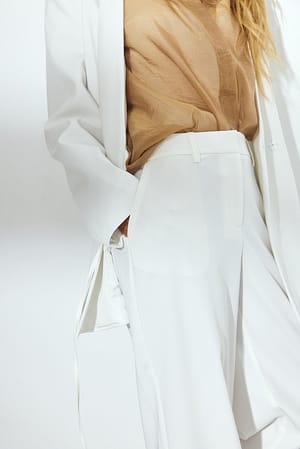 Image 4 of 8
