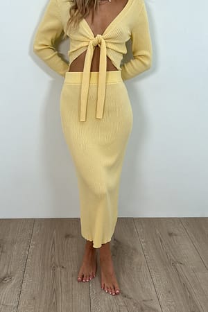 Image 4 of 4
