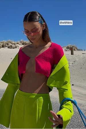 Pink Strikket lodden cardigan med kædedetalje