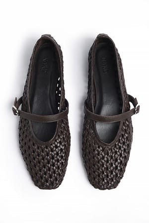 DK Brown Ballerinas aus gewebtem Leder