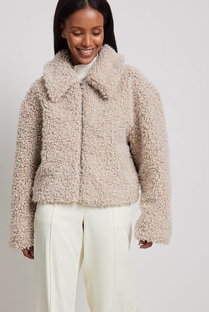 Veste zippée en peluche