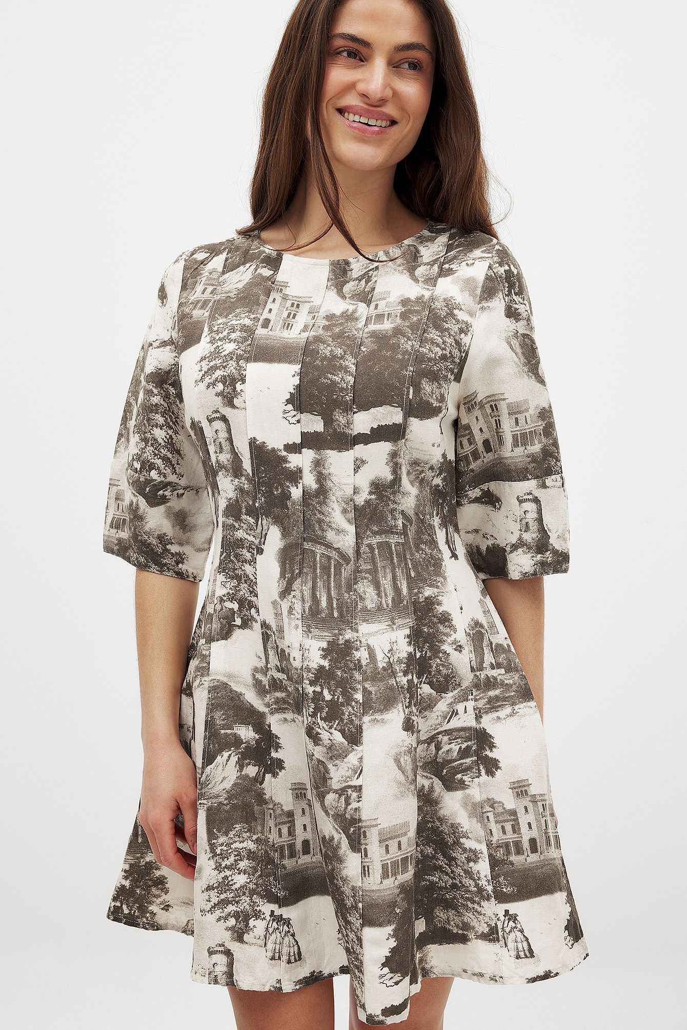 Print Robe courte en lin mélangé à coutures apparentes