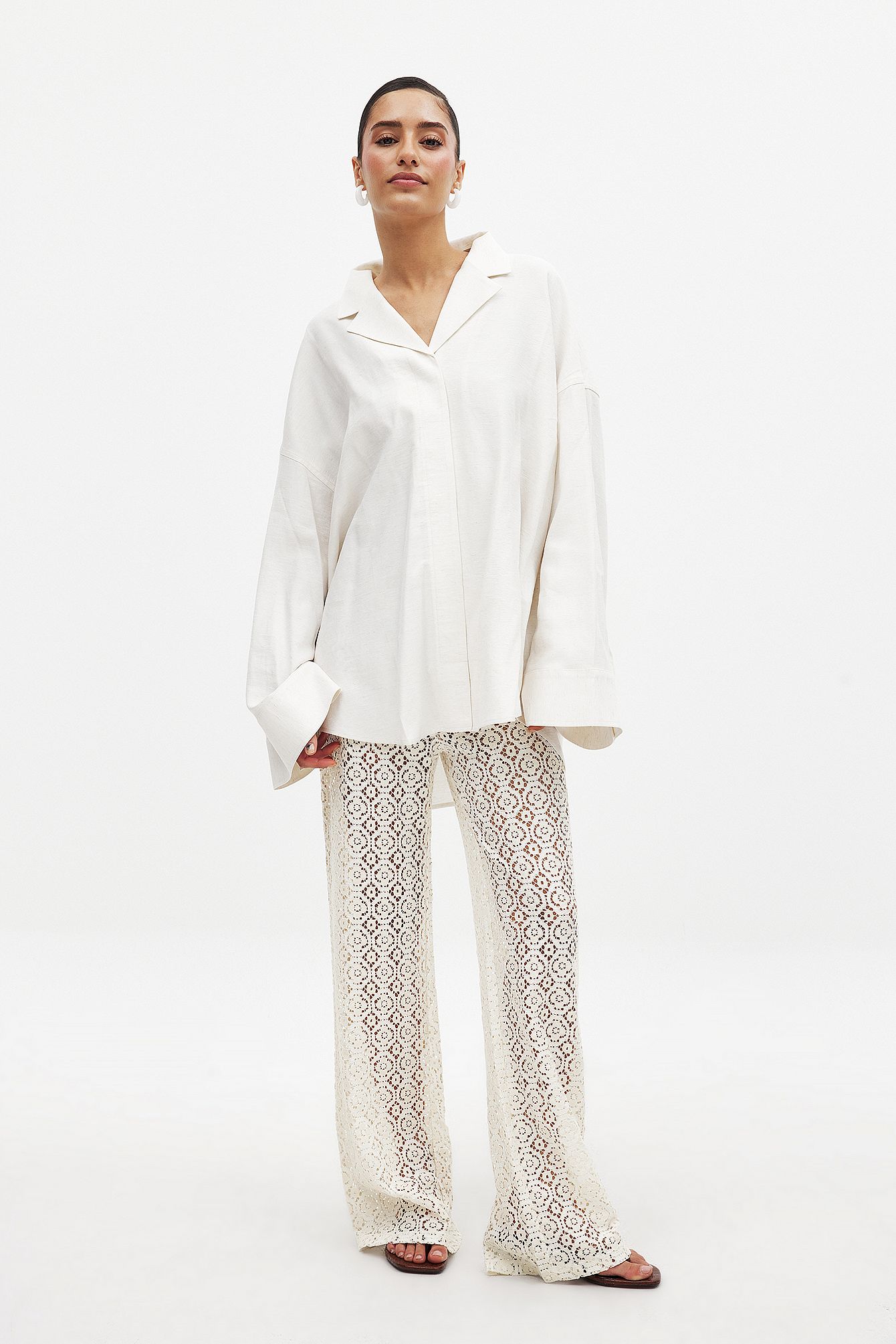 Offwhite weite Häkelhose