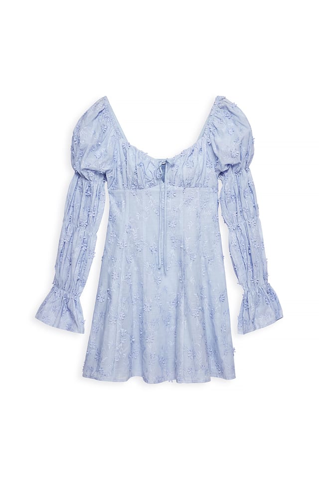 Blue Minikleid mit Rüschenärmeln und Stickerei