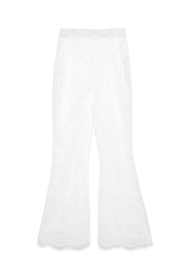 White Hose aus Spitze