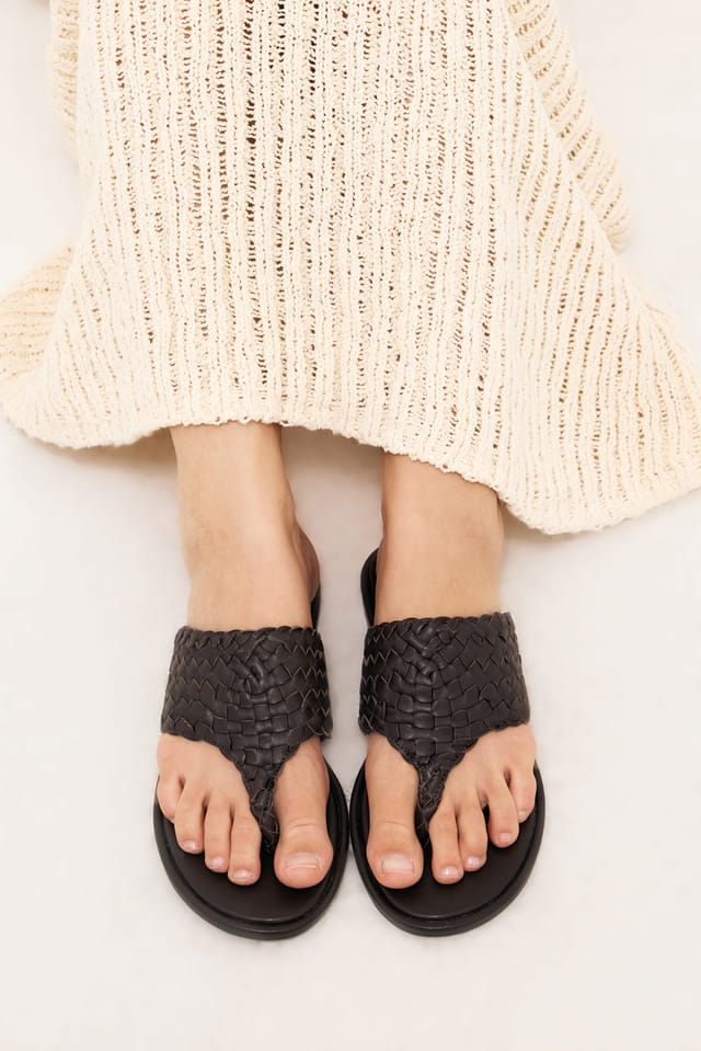 Brown Geweven leren sandalen