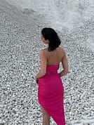 Go to image 2 of 4
