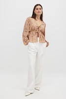 Go to image 1 of 5