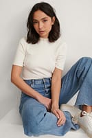 Go to image 1 of 4