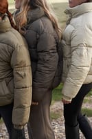 Gå till bild 1 av 5