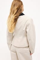 Gehe zu Bild 2 von 8