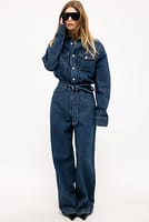Go to image 1 of 7