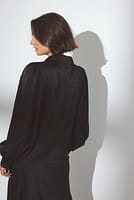Go to image 2 of 6