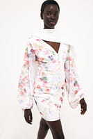 Go to image 1 of 4