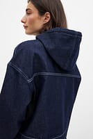 Go to image 1 of 7