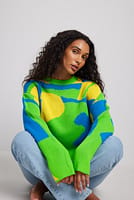 Go to image 1 of 4