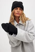 Go to image 1 of 5
