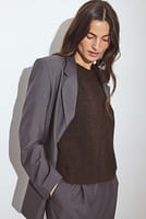 Go to image 3 of 7