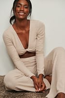 Go to image 1 of 4