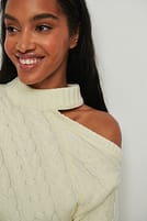 Go to image 1 of 4