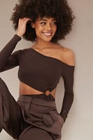 Go to image 1 of 4