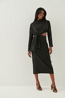 Go to image 1 of 4