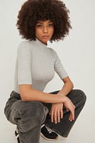 Go to image 2 of 4