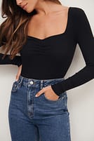 Go to image 1 of 4