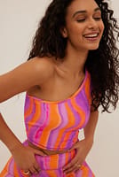 Go to image 1 of 4