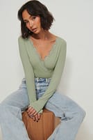 Go to image 1 of 4