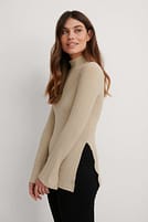 Go to image 1 of 4