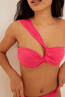 Go to image 1 of 4