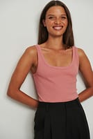Go to image 1 of 4