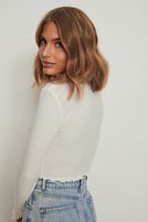 Go to image 2 of 4