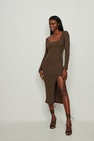 Go to image 1 of 4