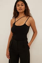 Go to image 1 of 4