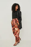 Go to image 1 of 4