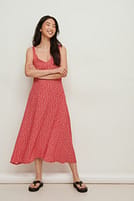 Go to image 1 of 4