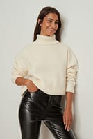 Go to image 1 of 4