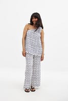 Go to image 1 of 5