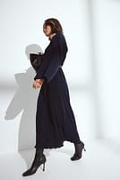 Go to image 3 of 6
