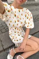 Go to image 1 of 7